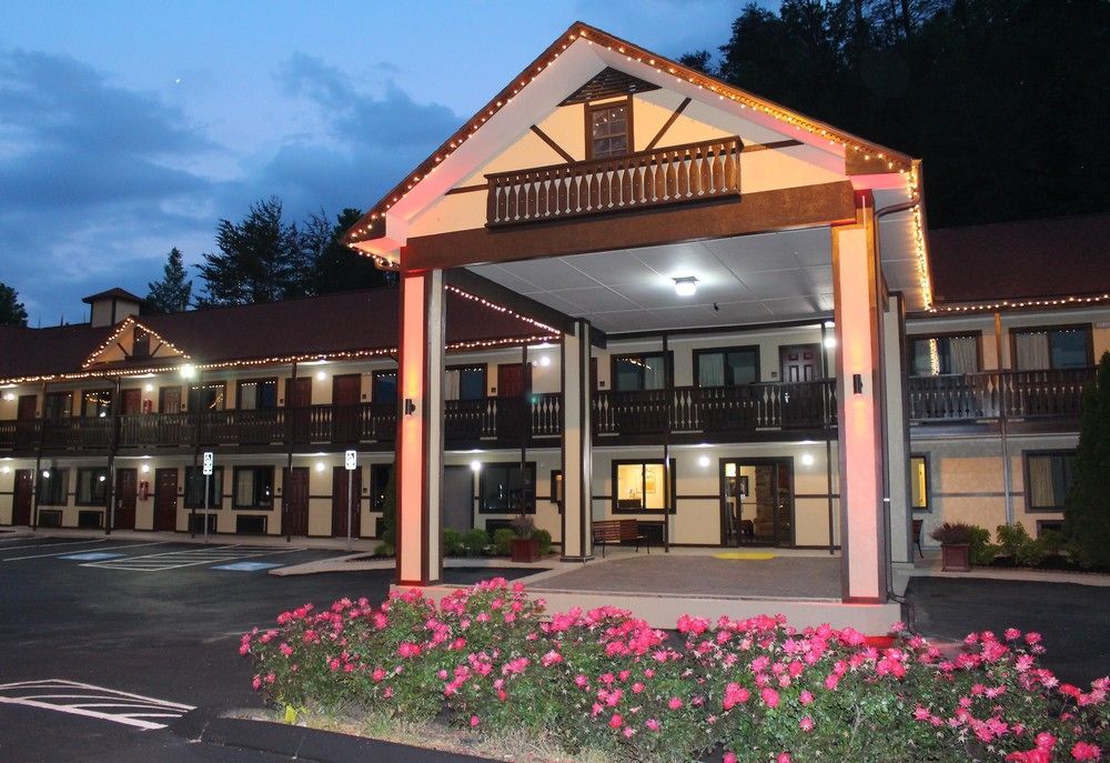 Red Roof Inn Helen Exterior foto